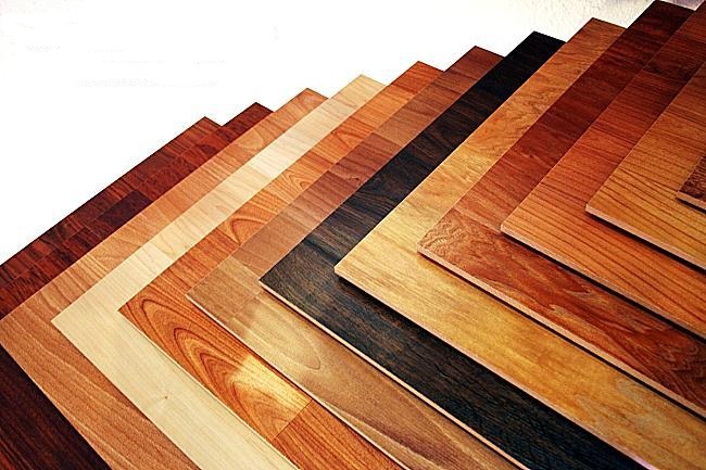 Nên lựa chọn sàn gỗ từ các thương hiệu có tên tuổi